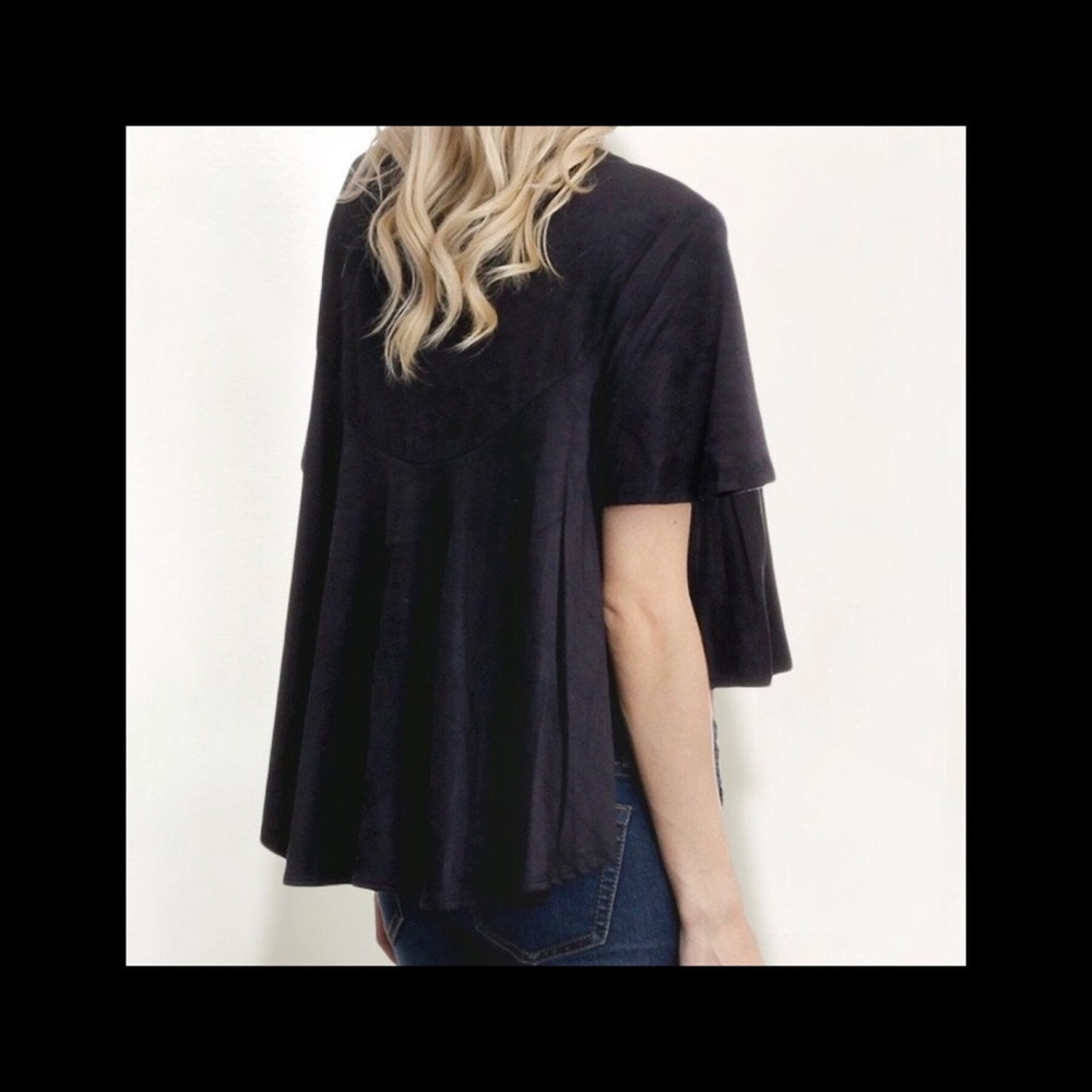 Cropped Blouse - Picture 2 of 5